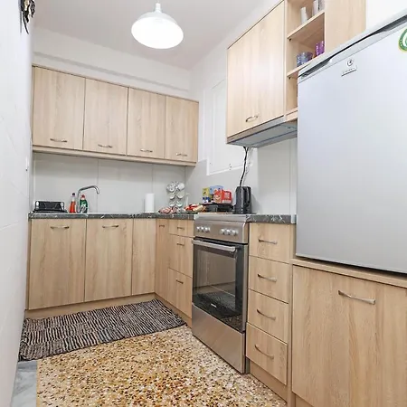 Apartment Politis' Home! *